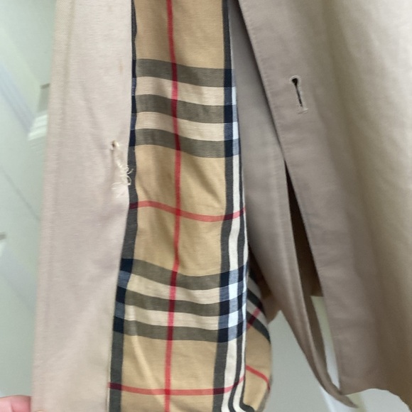 Burberry Vintage Trench Coat - Picture 14 of 14